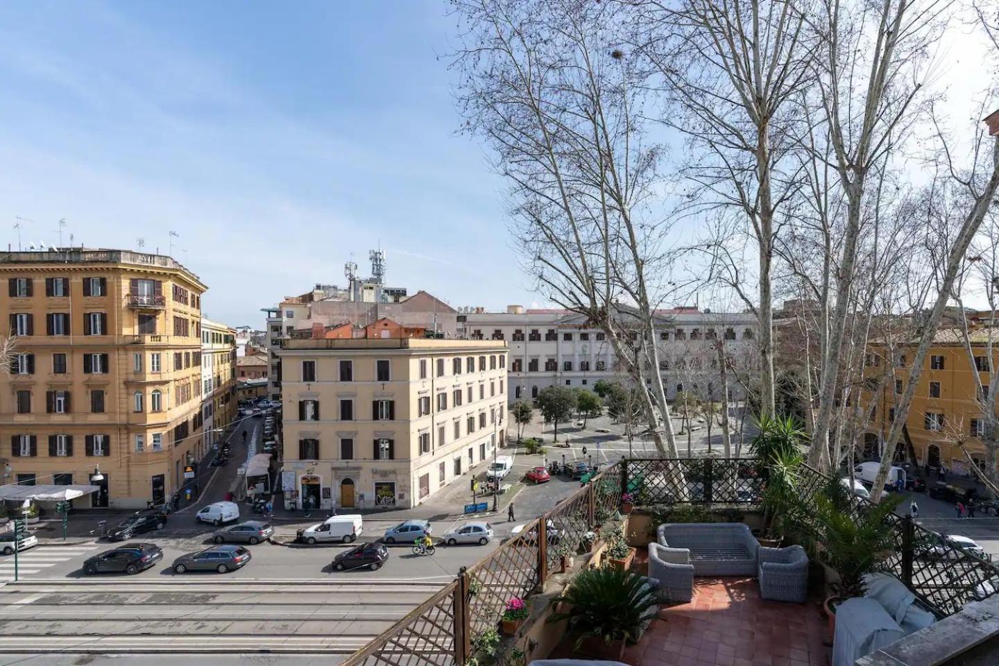 Appartement 15 Min From Piazza Venezia Skyline Sanctuary In Trastevere