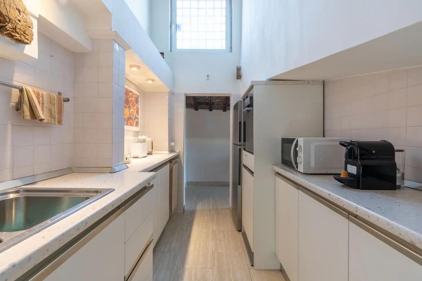 Appartement 15 Min From Piazza Venezia Skyline Sanctuary In Trastevere